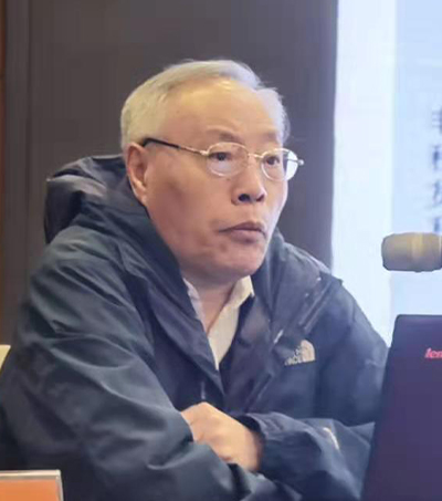 王荣年